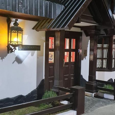 Hotel Flor Austral Ushuaia Exterior foto