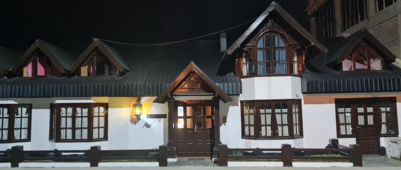 Hotel Flor Austral Ushuaia Exterior foto
